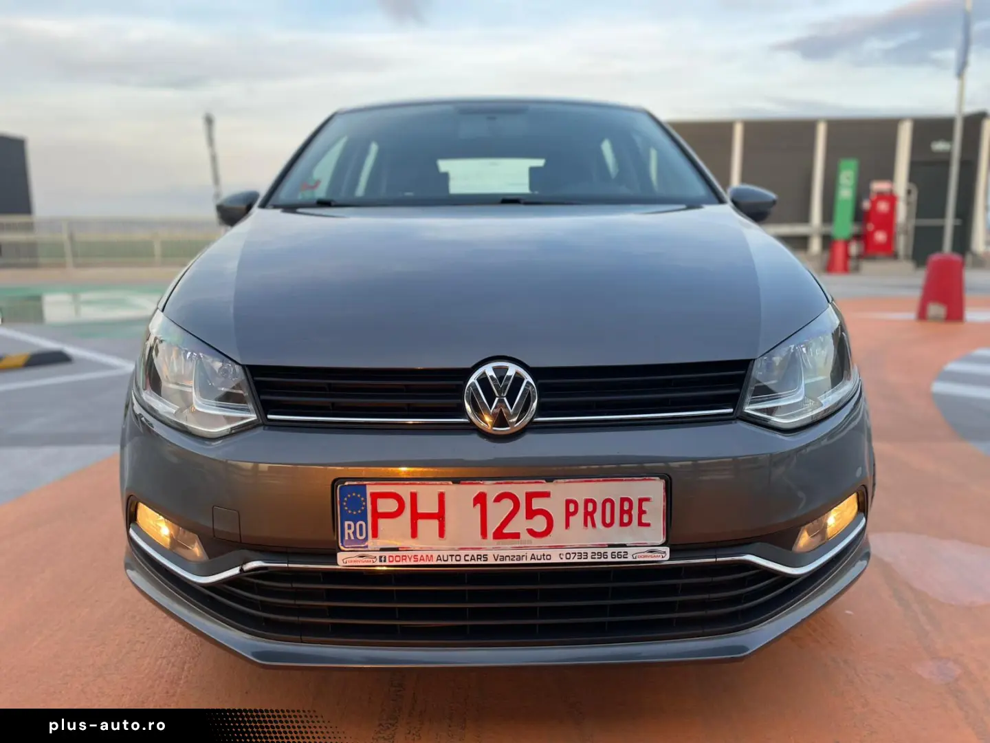 Volkswagen Polo 1.4TDI 01.2016 NAVI JANTE RATE CU BULETINUL