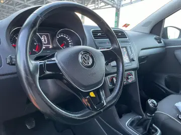 Volkswagen Polo 1.4TDI 01.2016 NAVI JANTE RATE CU BULETINUL