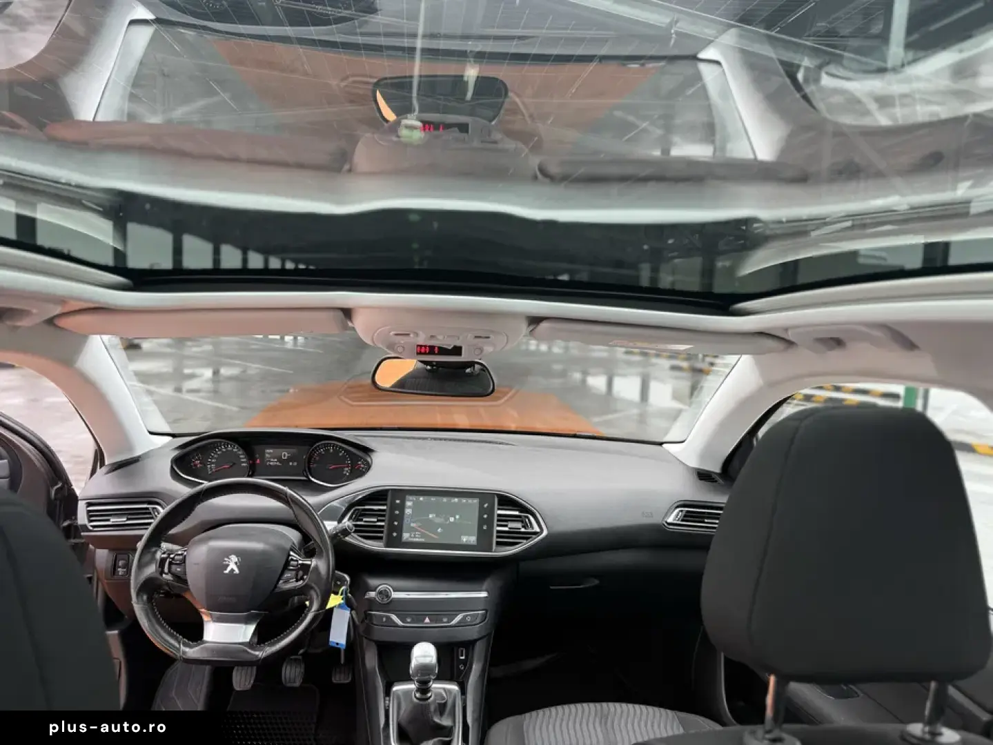 PEUGEOT 308 1.6HDI 120CP PANO CLIMA Navi GARANTIE