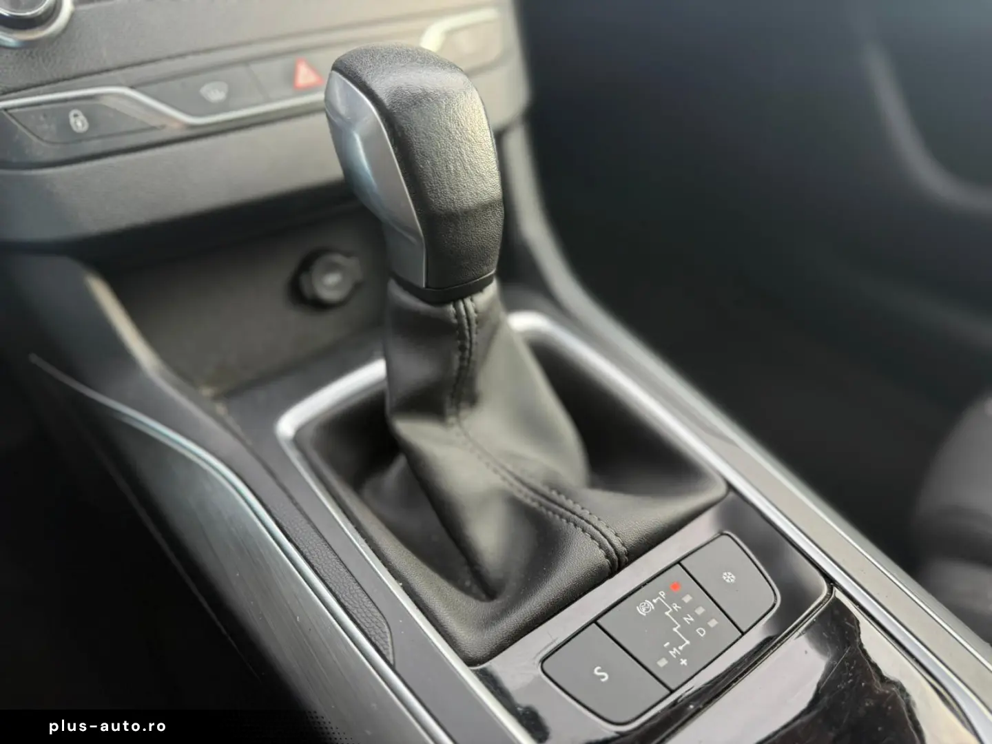 Peugeot 308 SW 1.6HDI BLUEHDI PANO Automat 2016 GARANTIE