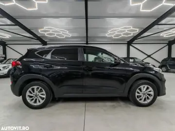 Hyundai Tucson blue 1.7 CRDi 2WD Classic