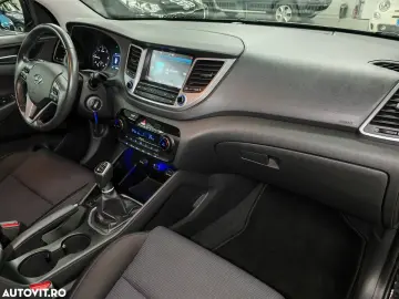 Hyundai Tucson blue 1.7 CRDi 2WD Classic