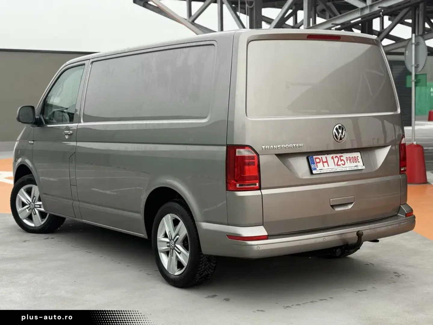 Volkswagen Transporter T6 2.0TDI CUTIE AUTOMATA   TRAPA