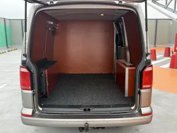 Volkswagen Transporter T6 2.0TDI CUTIE AUTOMATA   TRAPA