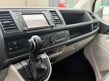 Volkswagen Transporter T6 2.0TDI CUTIE AUTOMATA   TRAPA