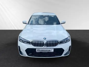 BMW 320i xDrive