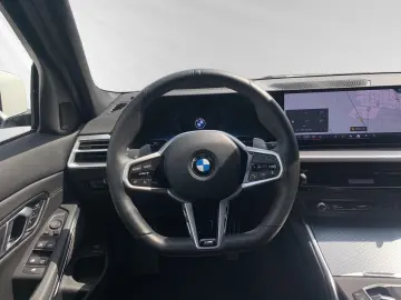 BMW 320i xDrive