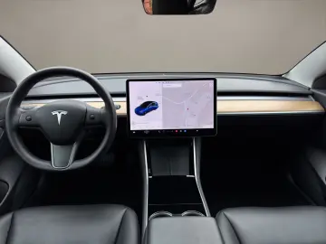 TESLA Model 3 Standard Range Plus RWD   1.Hand