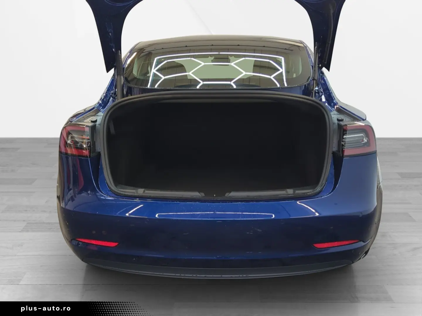 TESLA Model 3 Standard Range PLUS 55kWh Facelift A.Pil