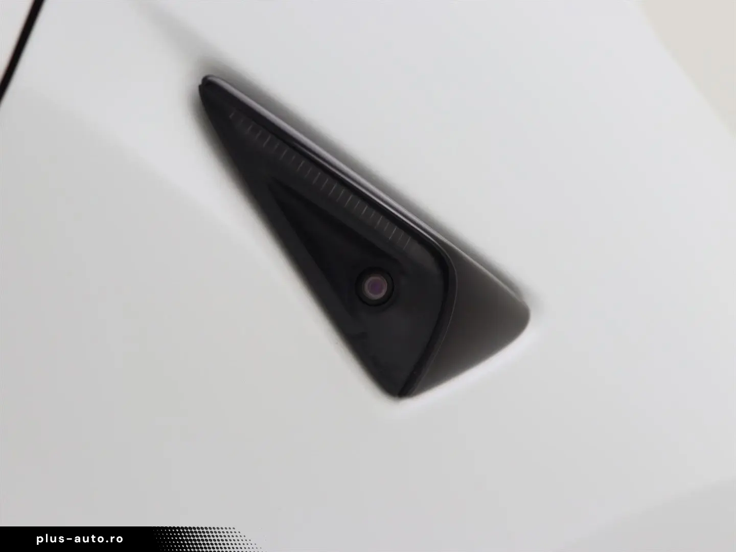 TESLA Model 3 Standard RWD Plus FACELIFT [ Weiß LEDER