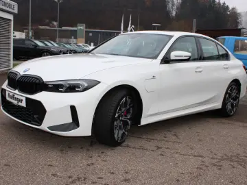 BMW 330e xDr.FACELIFT M Sport Pro HUD GlasD.Park 19