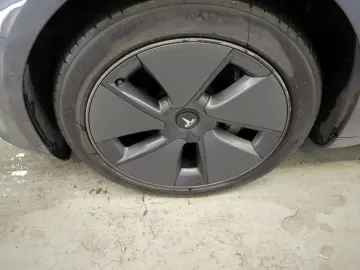 TESLA Model 3 Standard RWD Plus FACELIFT [ AUTOPILOT 6