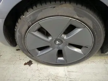 TESLA Model 3 Standard RWD Plus FACELIFT [ AUTOPILOT 6