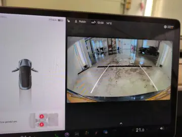 TESLA Model 3 Standard RWD Plus FACELIFT [ AUTOPILOT 6