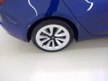 TESLA Model 3 Standard RWD Plus FACELIFT [ LFP ACCU WA