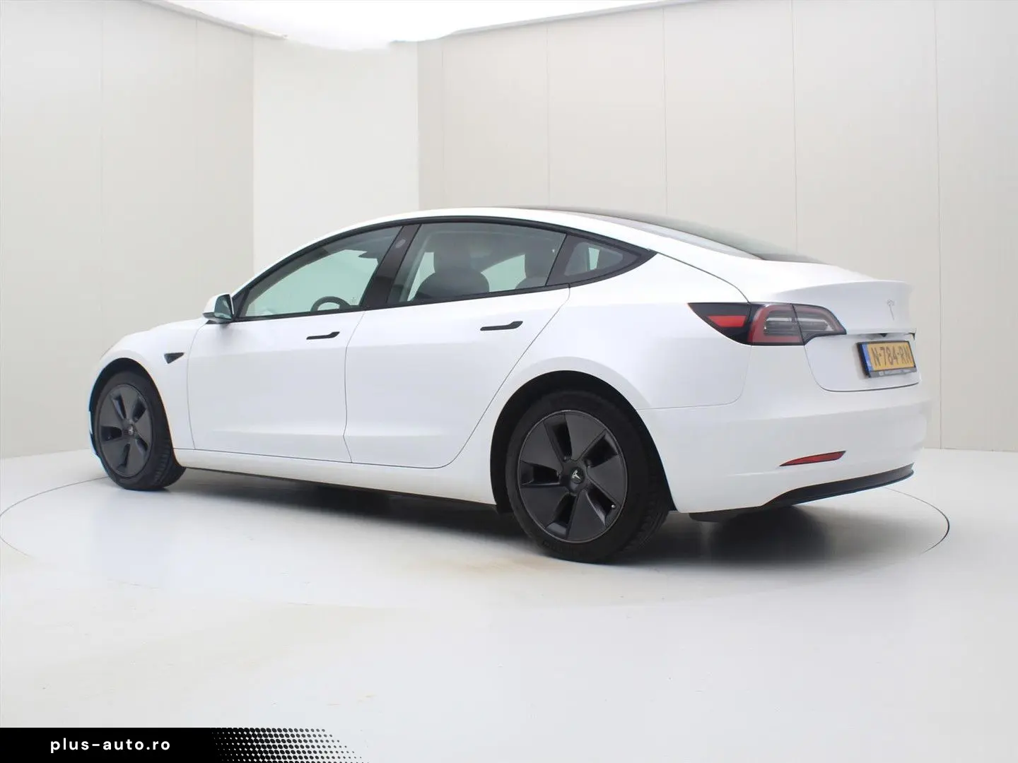 TESLA Model 3 Standard RWD Plus FACELIFT [ LFP ACCU WA