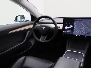 TESLA Model 3 Standard RWD Plus FACELIFT [ LFP ACCU WA