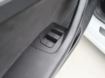 TESLA Model 3 Standard RWD Plus FACELIFT [ LFP ACCU WA