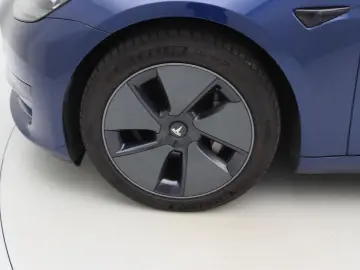 TESLA Model 3 Standard RWD Plus FACELIFT [ LFP ACCU WA