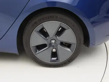 TESLA Model 3 Standard RWD Plus FACELIFT [ LFP ACCU WA