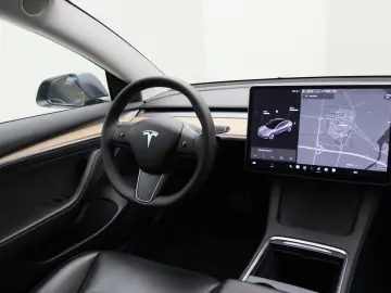 TESLA Model 3 Standard RWD Plus FACELIFT [ LFP ACCU WA