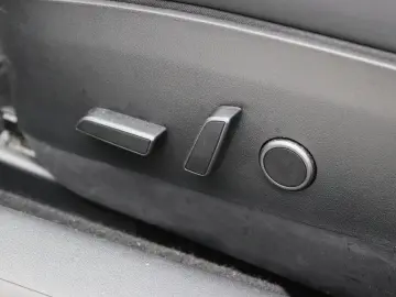 TESLA Model 3 Standard RWD Plus FACELIFT [ LFP ACCU WA