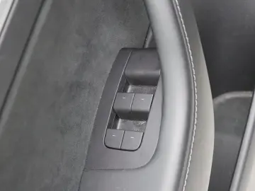 TESLA Model 3 Standard RWD Plus FACELIFT [ LFP ACCU WA