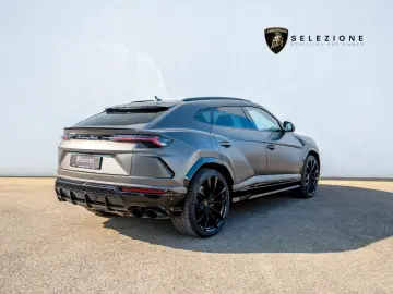LAMBORGHINI Urus 23  B&O PANO MASSAGE