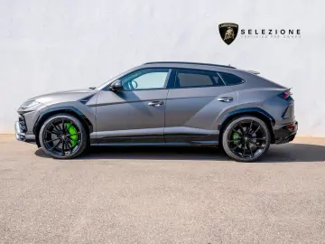 LAMBORGHINI Urus 23  B&O PANO MASSAGE