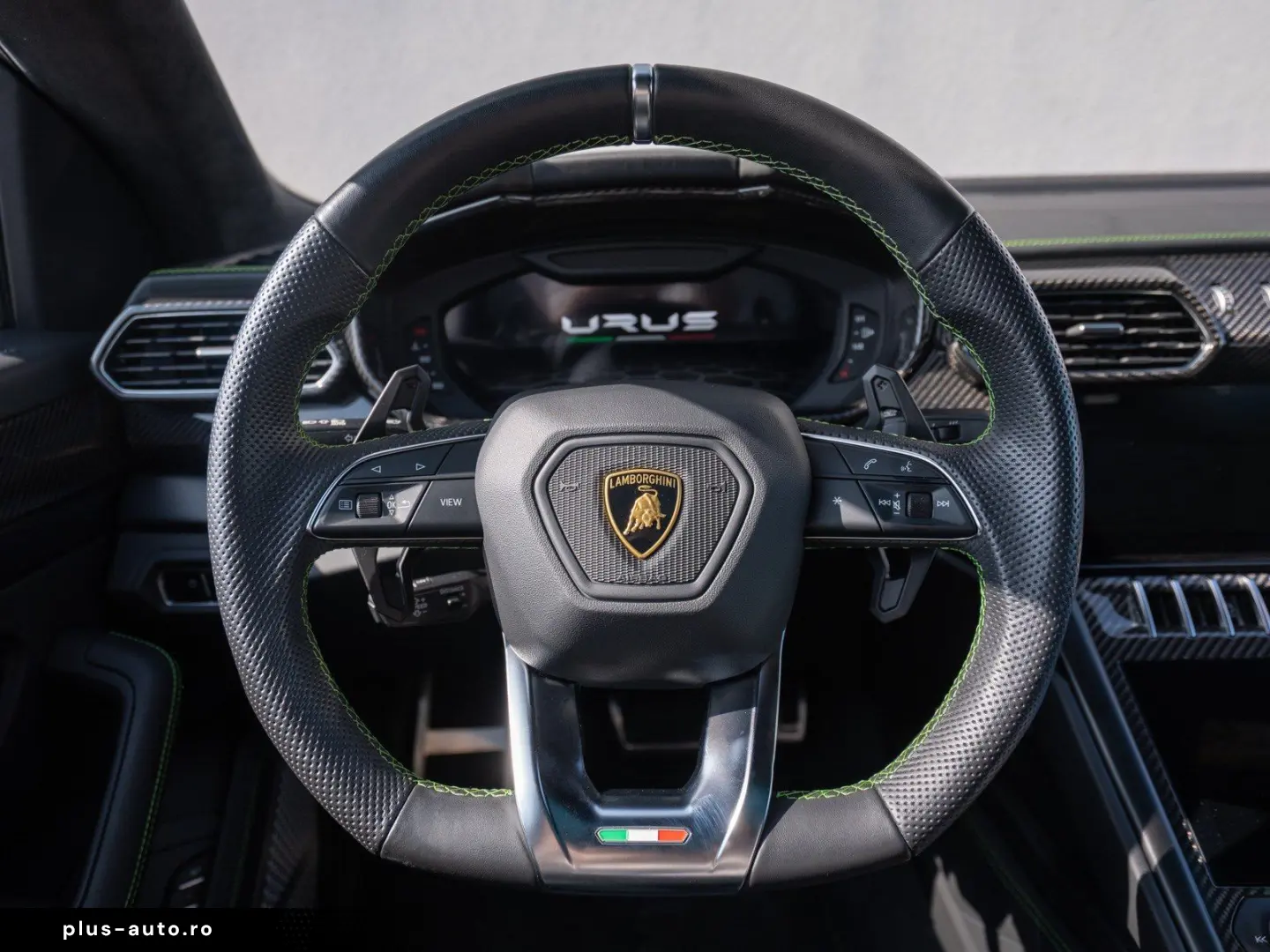 LAMBORGHINI Urus 23  B&O PANO MASSAGE
