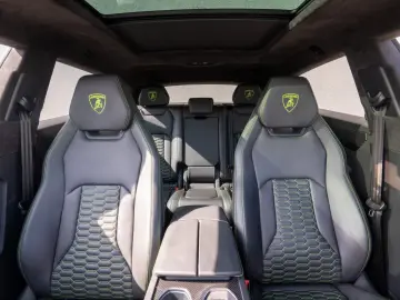 LAMBORGHINI Urus 23  B&O PANO MASSAGE