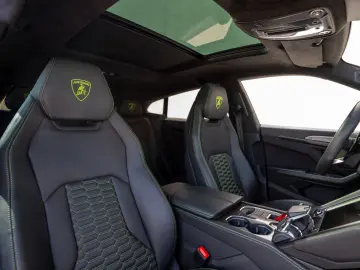 LAMBORGHINI Urus 23  B&O PANO MASSAGE