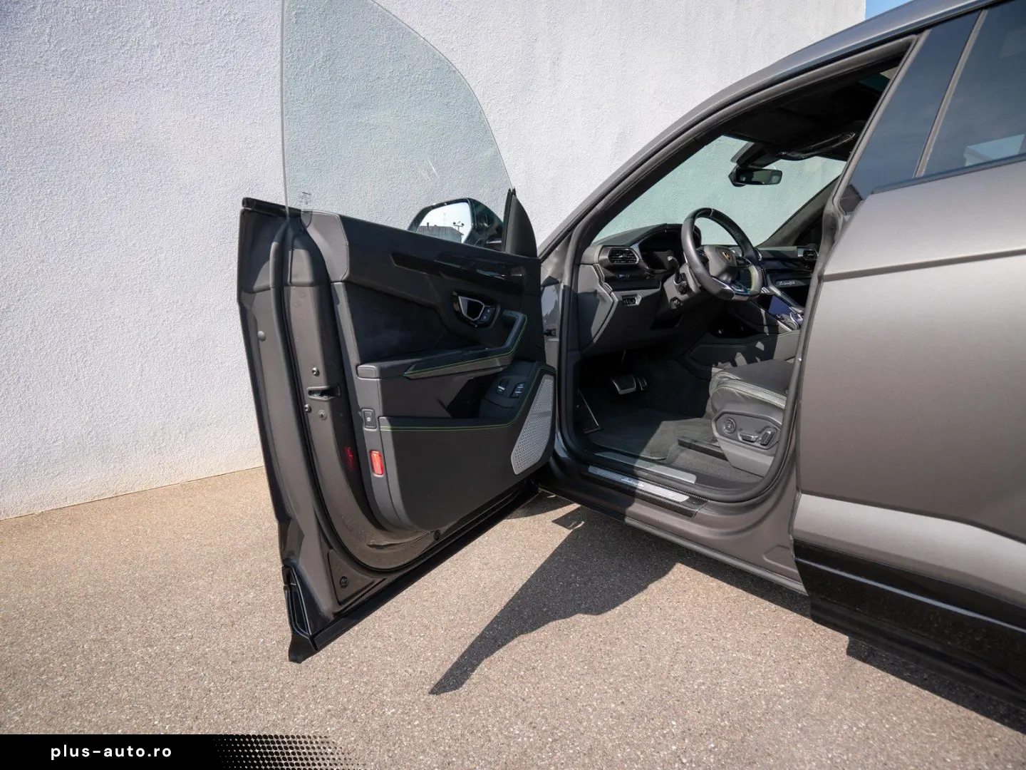 LAMBORGHINI Urus 23  B&O PANO MASSAGE