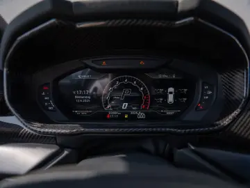 LAMBORGHINI Urus 23  B&O PANO MASSAGE