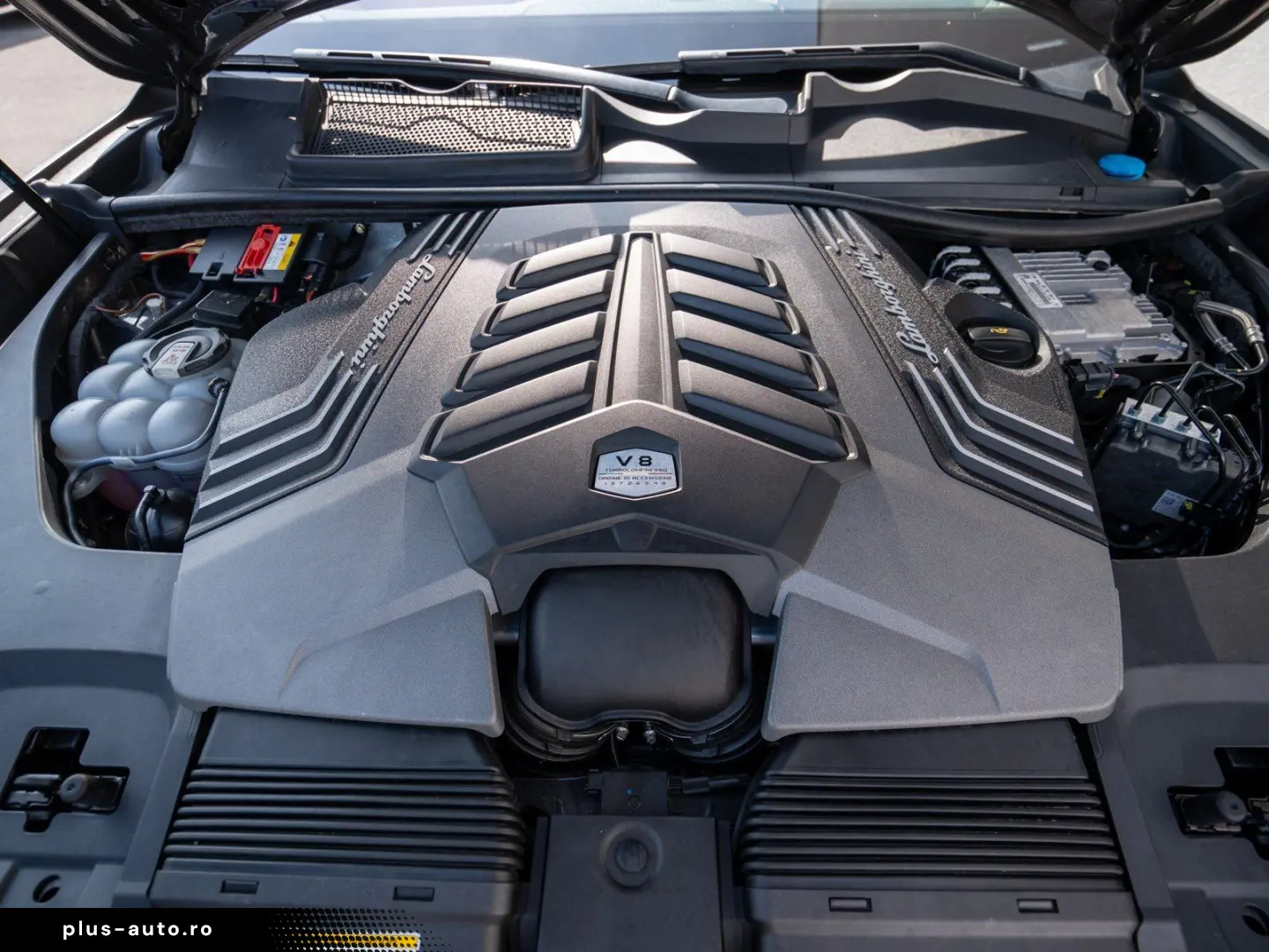 LAMBORGHINI Urus 23  B&O PANO MASSAGE