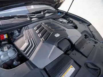 LAMBORGHINI Urus 23  B&O PANO MASSAGE