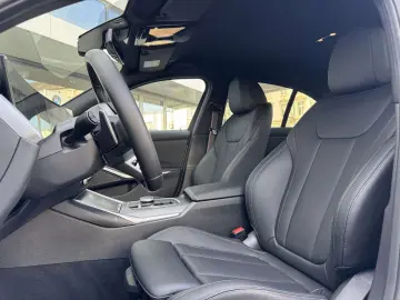 BMW 330e xDrive M Sport Pro DA PA  HuD H K DAB 19 LM