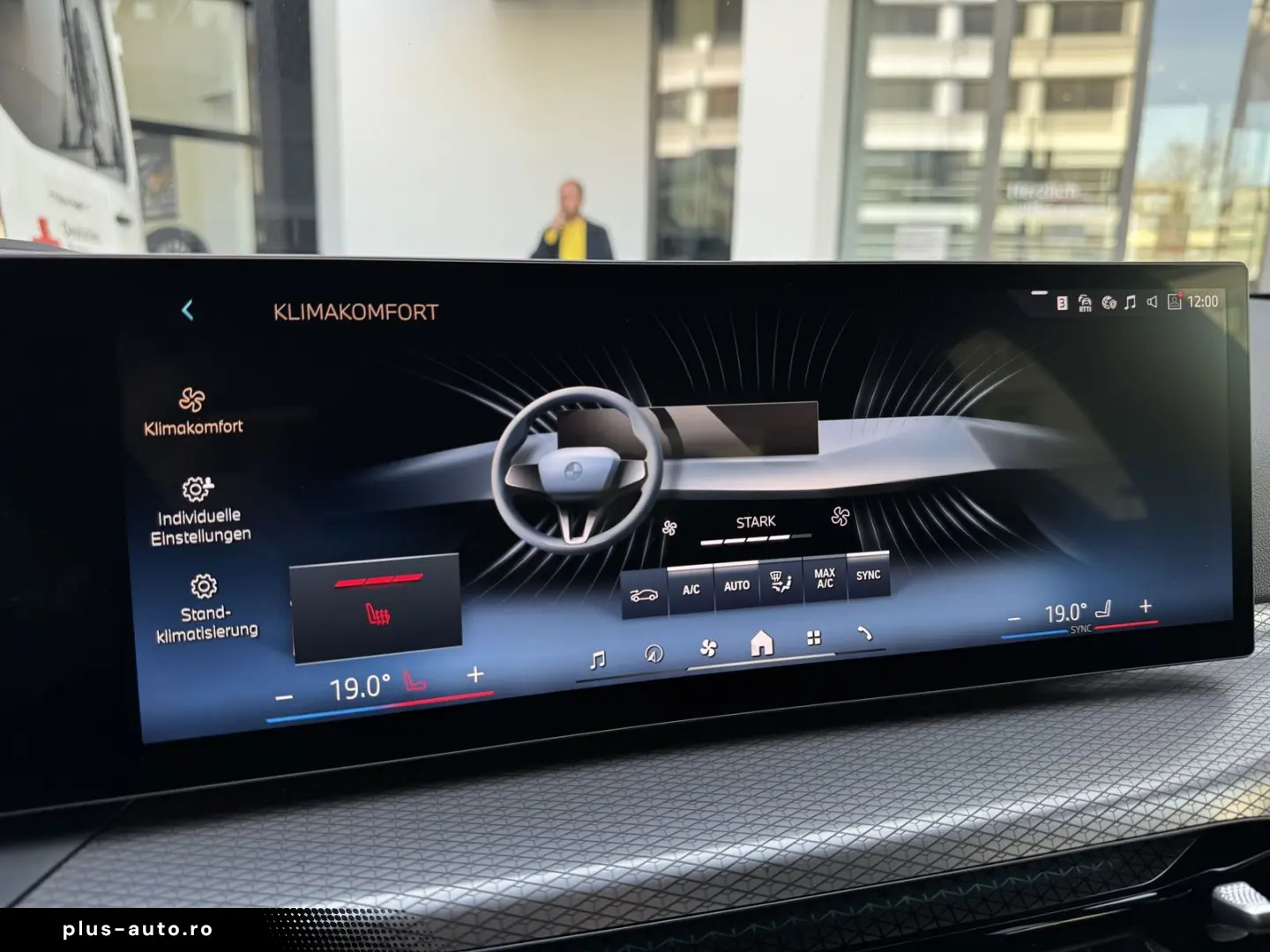 BMW 330e xDrive M Sport Pro DA PA  HuD H K DAB 19 LM