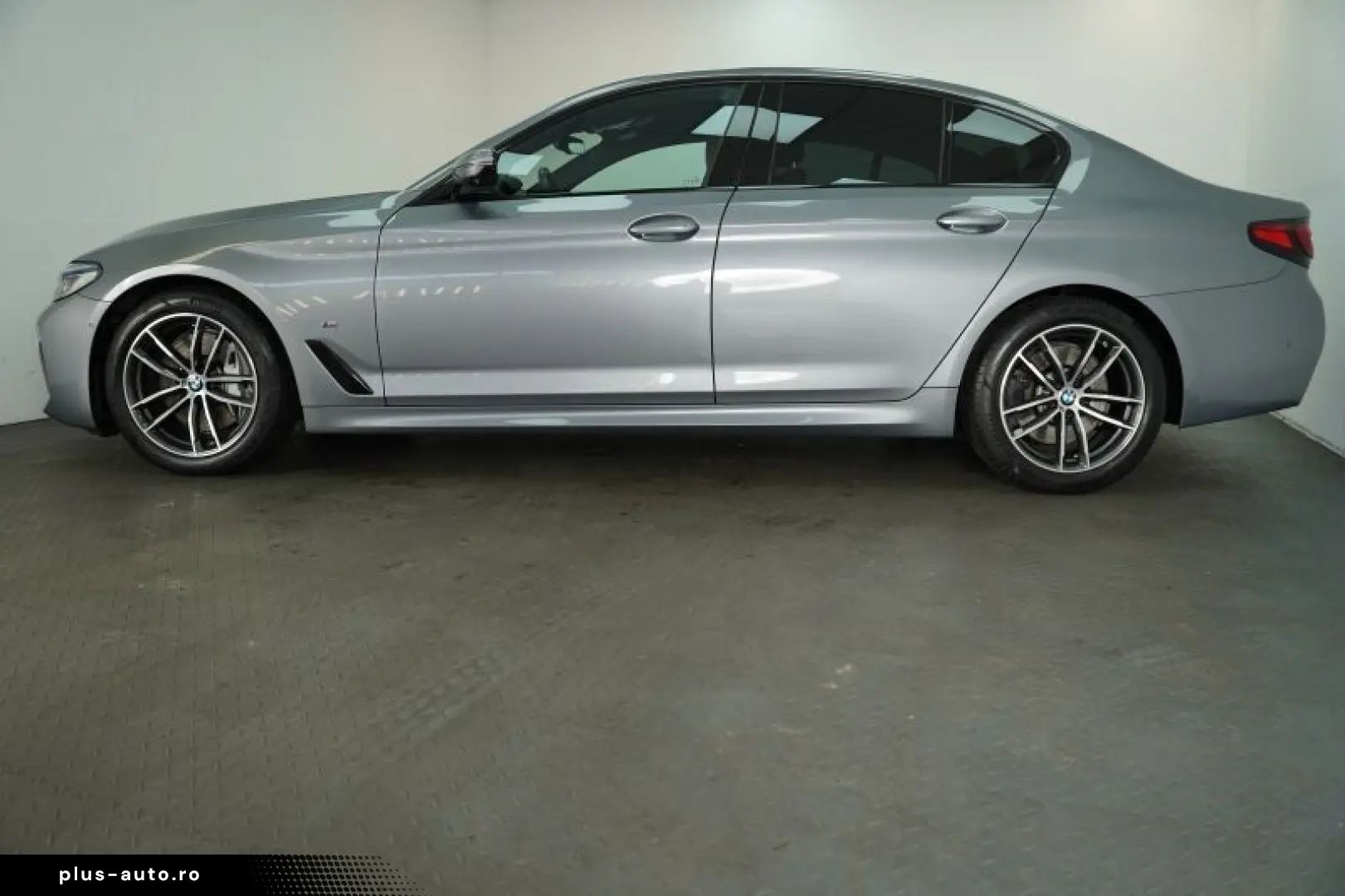 BMW 530d xDrive Limo M Sportpaket STANDHEIZUNG.LASER
