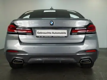 BMW 530d xDrive Limo M Sportpaket STANDHEIZUNG.LASER