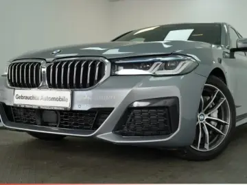 BMW 530d xDrive Limo M Sportpaket STANDHEIZUNG.LASER