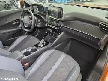 Peugeot 2008 PureTech 130 EAT8 Allure