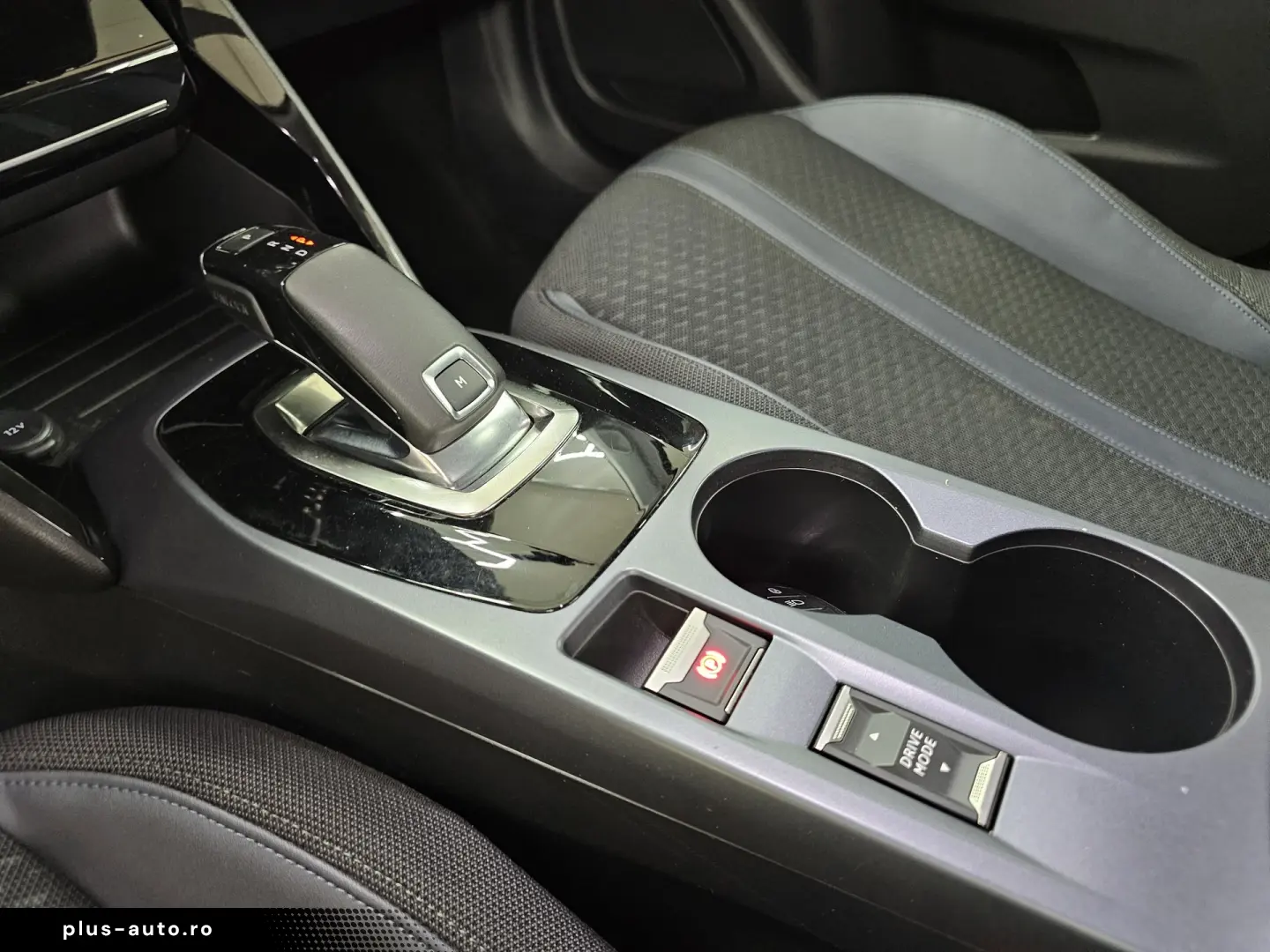 Peugeot 2008 PureTech 130 EAT8 Allure