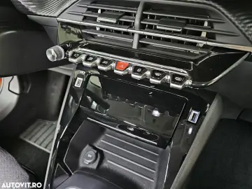 Peugeot 2008 PureTech 130 EAT8 Allure