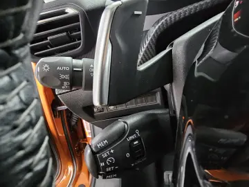 Peugeot 2008 PureTech 130 EAT8 Allure