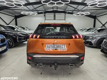 Peugeot 2008 PureTech 130 EAT8 Allure