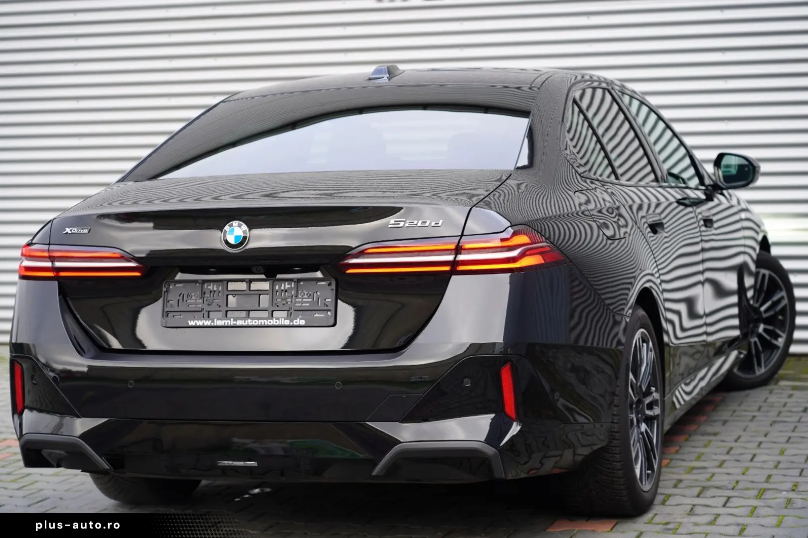 BMW 520d xDrive M Sport HEADUP ICONIC 360 KOMFORT