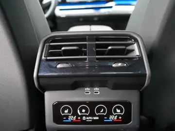 BMW 520d xDrive M Sport HEADUP ICONIC 360 KOMFORT