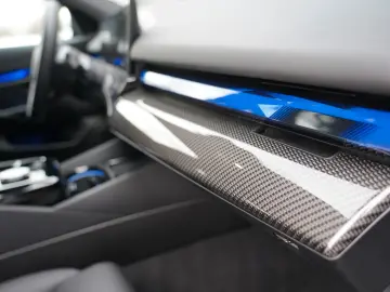 BMW 520d xDrive M Sport HEADUP ICONIC 360 KOMFORT