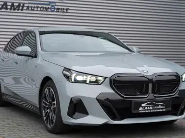 BMW 520d xDrive M Sport ICONIC 360 HUD MEMO H&K KEY